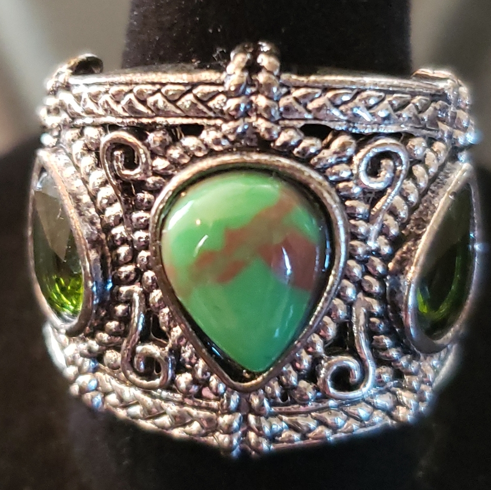 Beautiful Green Turquoise With Peridot